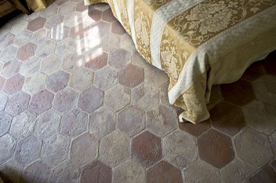 33_pavimenti_rivestimenti_in_cotto-400x266